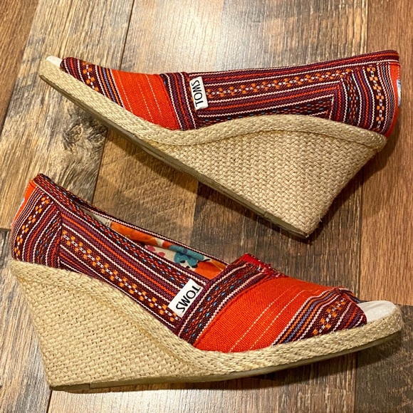 TOMS Lena Peep Toe Espadrille Wedges - Picture 10 of 10